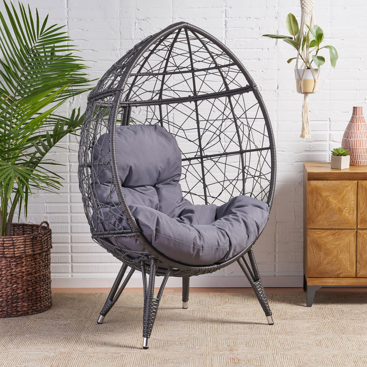 Cosmos - Round Hammered Iron Teardrop Chair