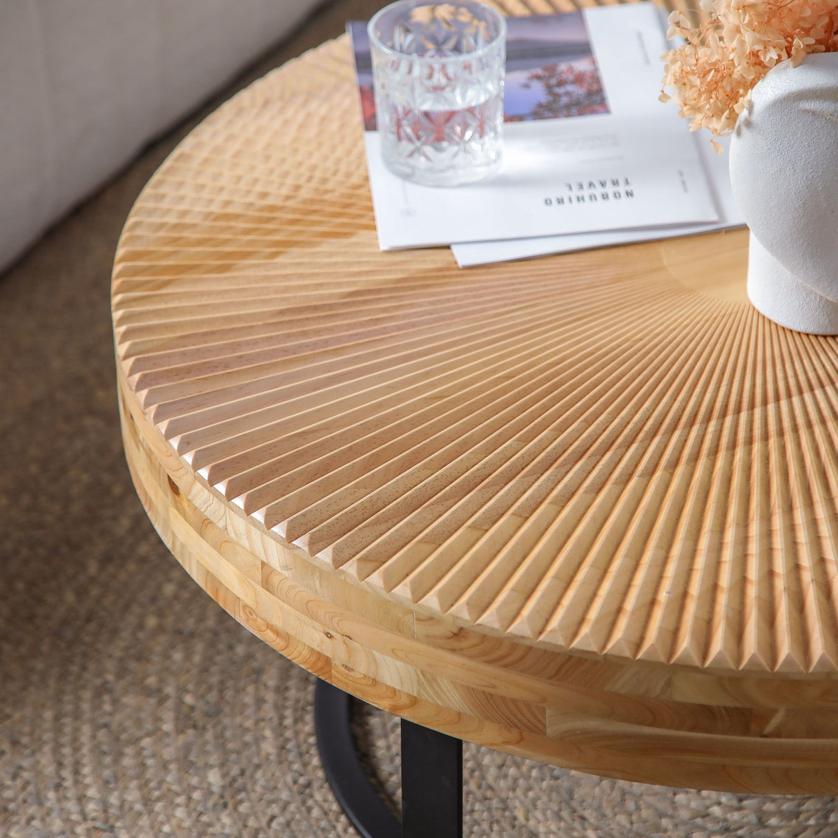 Modern Round Coffee Table With Wooden Carving Pattern