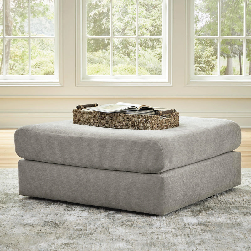 Avaliyah Oversized Accent Ottoman