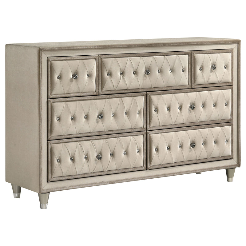 Antonella Dresser