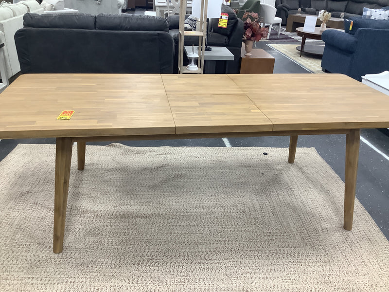 Seb Dining Table