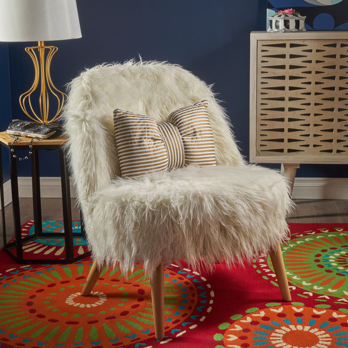 Modern Glam Club Chair With Shaggy Textures - White