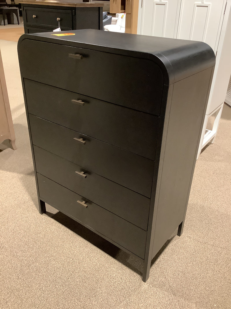 Brooke 5 Drawer Dresser Chest