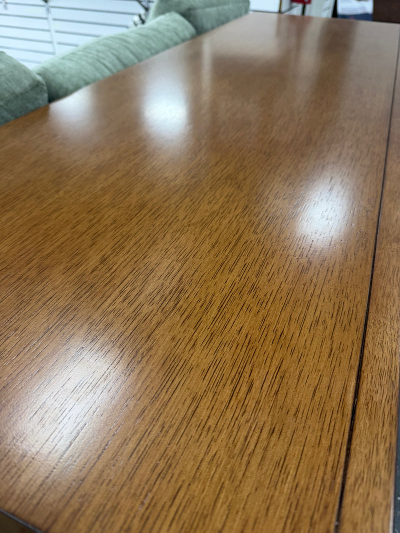 Desert Palm Dresser