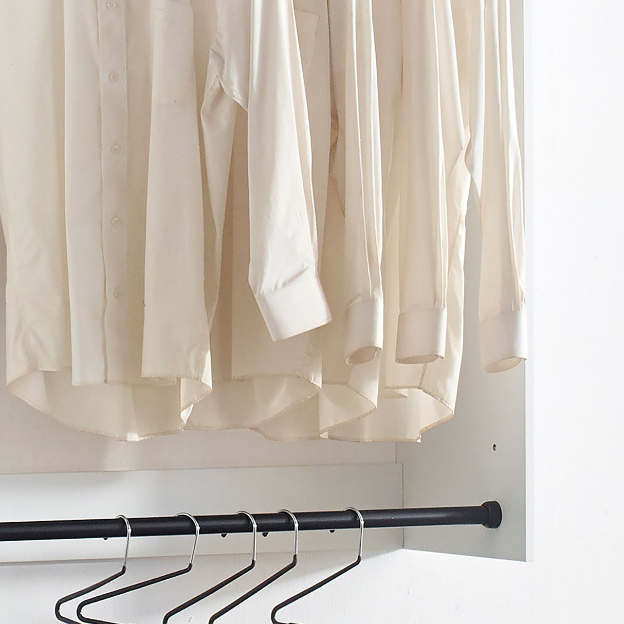 Devi - Wall Mounted Closet System, Modular Units