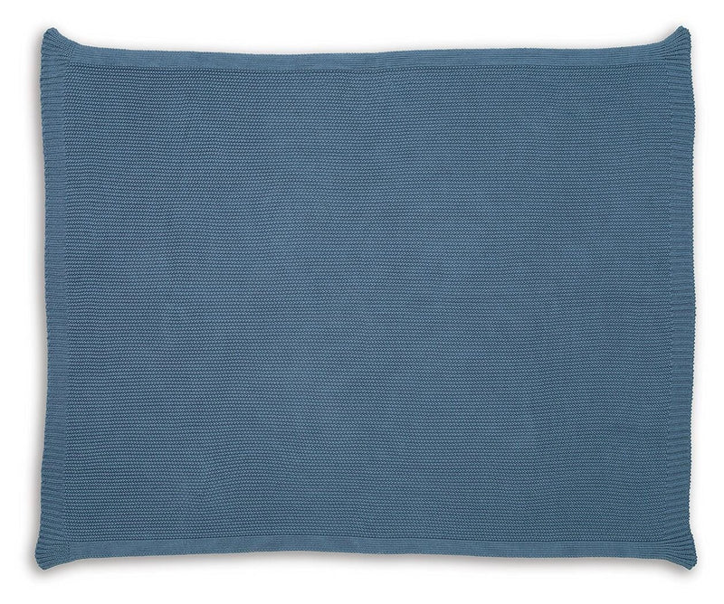 Gayelery Throw
