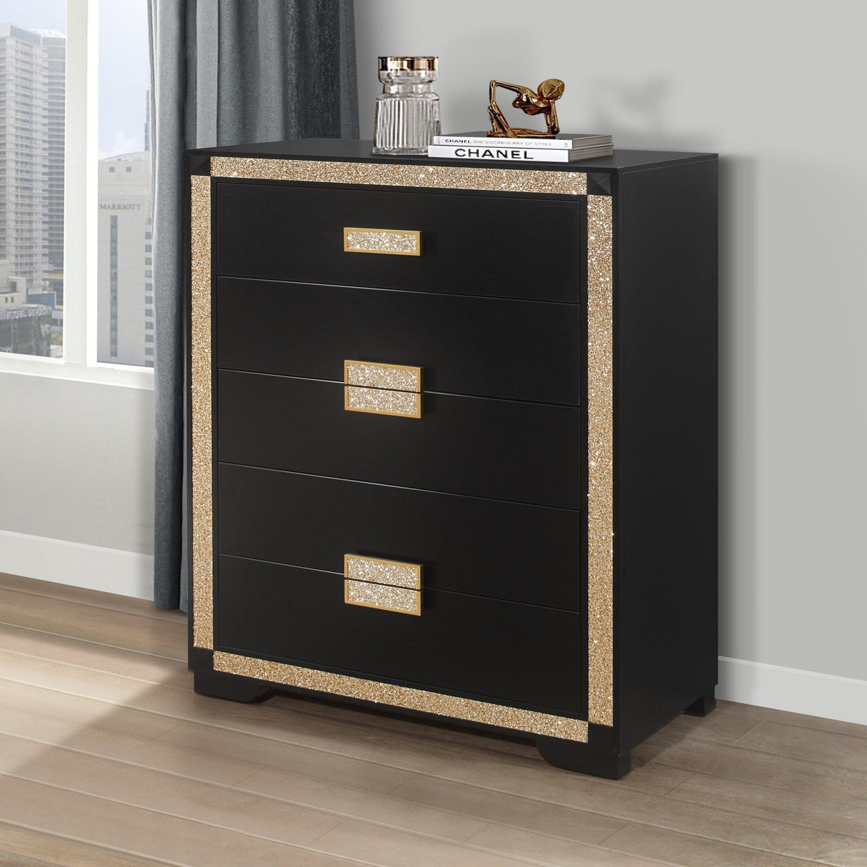 Lively - Chest With Glitter Detail And Thick Bar Handle Hardware - Black